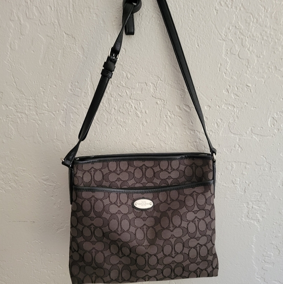 Coach File Crossbody in Signature Jacquard - Picture 1 of 10